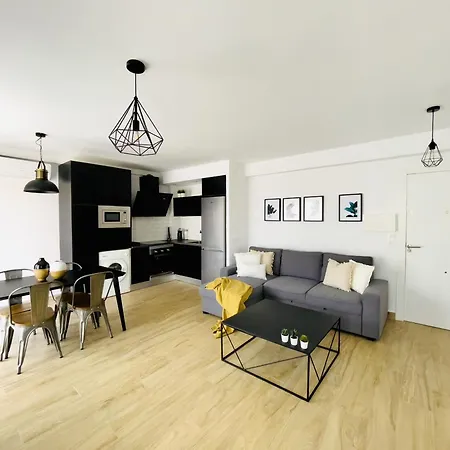 3109 Eliseos Διαμέρισμα *